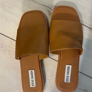 Steve madden slides size 7.5